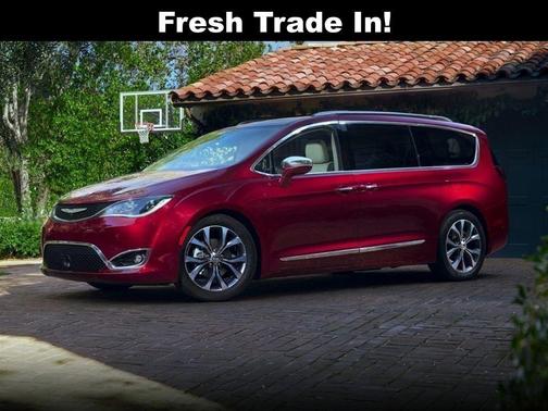 2019 Chrysler Pacifica Touring-L