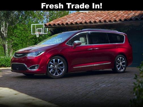 2019 Chrysler Pacifica Touring-L