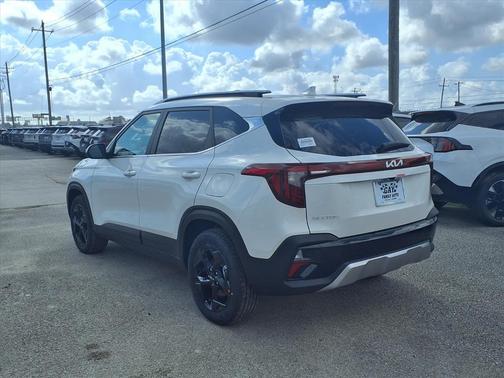 2026 Kia Seltos EX