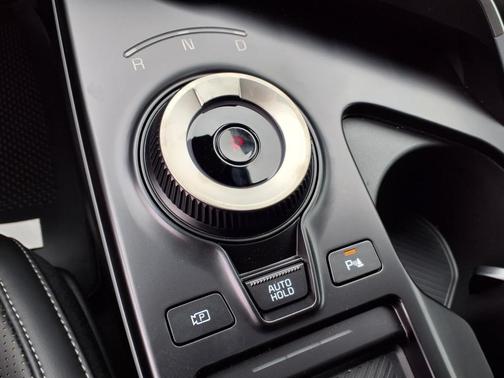 2025 Kia EV6 Wind