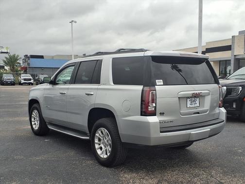 Quicksilver Metallic 2016 GMC Yukon SLT