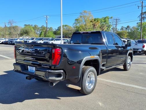 2025 GMC Sierra 3500 Denali Ultimate