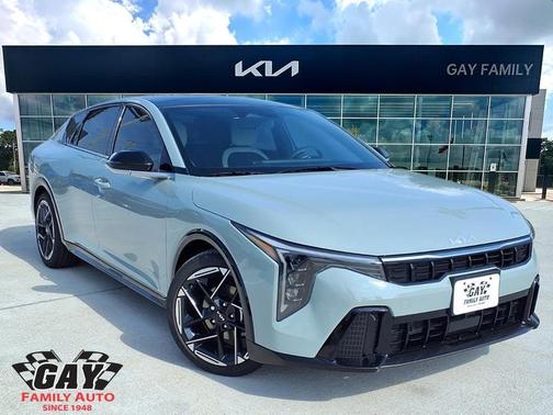 2025 Kia K4 GT-Line