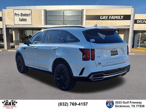 White Pearl 2022 Kia Sorento SX