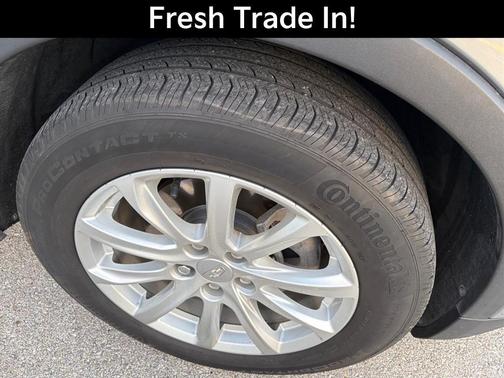 Silver Metallic 2023 Cadillac XT4 Luxury