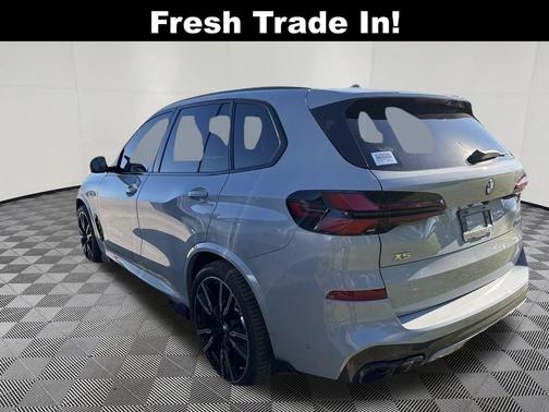 2024 BMW X5 M60i