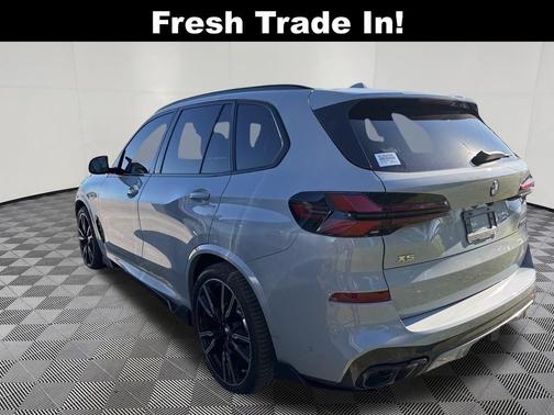 2024 BMW X5 M60i