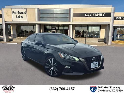 Black 2022 Nissan Altima 2.5 SR