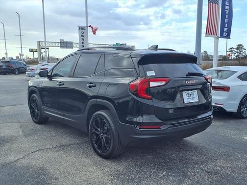 2022 GMC Terrain SLE