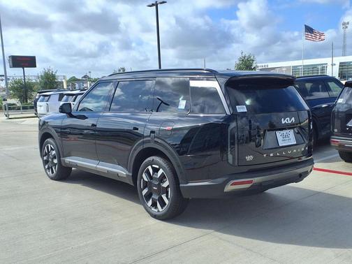 Ebony Black 2027 Kia Telluride S