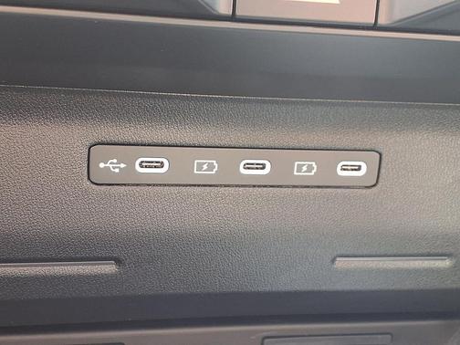 Ebony Black 2027 Kia Telluride S