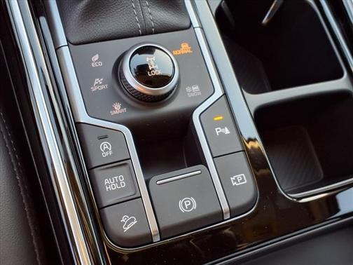 2025 Kia Sorento X-Line SX