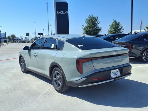 Haze 2026 Kia K4 LXS