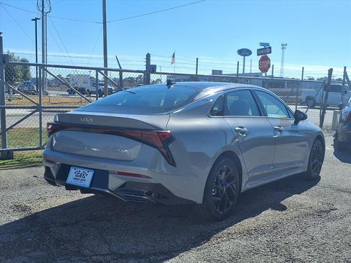 2026 Kia K5 GT-Line