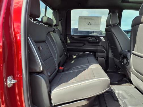 2025 GMC Sierra 2500 AT4X