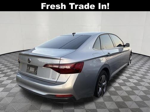 2022 Volkswagen Jetta 1.5T SE