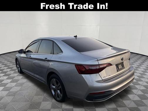 2022 Volkswagen Jetta 1.5T SE