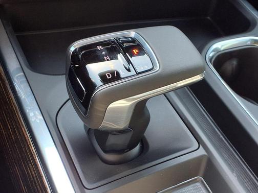 Summit White 2026 GMC Sierra 1500 Elevation