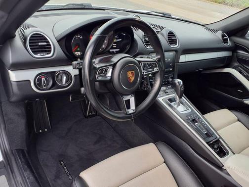 White 2019 Porsche 718 Boxster S