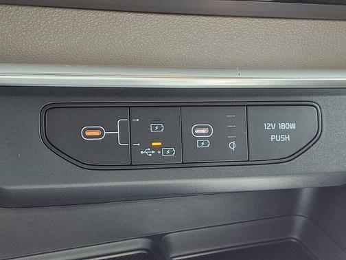 Aurora Black Pearl 2026 Kia Carnival EX