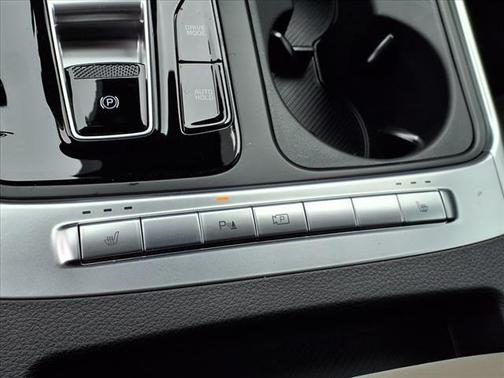 2025 Kia Carnival Hybrid EX