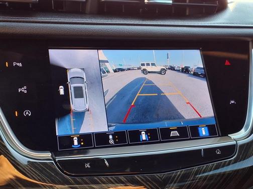 2022 Cadillac XT6 Premium Luxury FWD