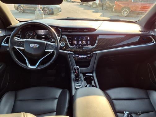 2022 Cadillac XT6 Premium Luxury FWD