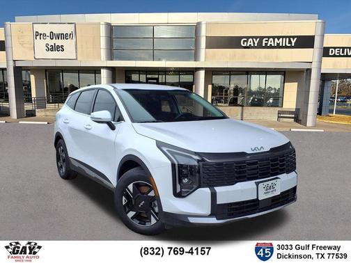 White Pearl 2026 Kia Sportage LX
