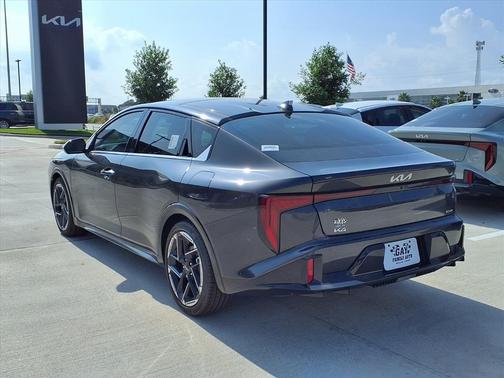 2025 Kia K4 GT-Line