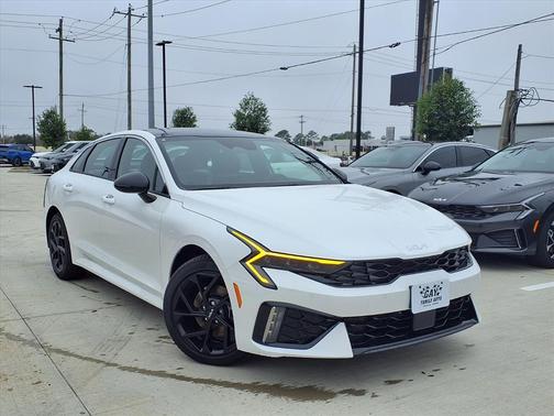 2026 Kia K5 GT-Line