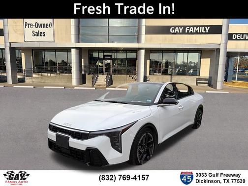 Snow White Pearl 2025 Kia K4 GT-Line