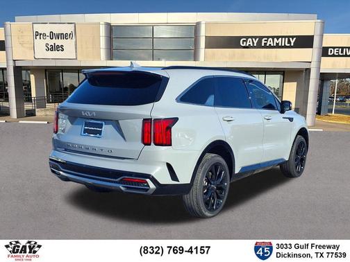 Gray 2022 Kia Sorento SX