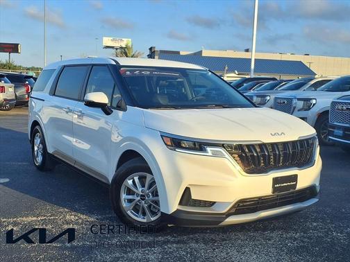 2024 Kia Carnival LX