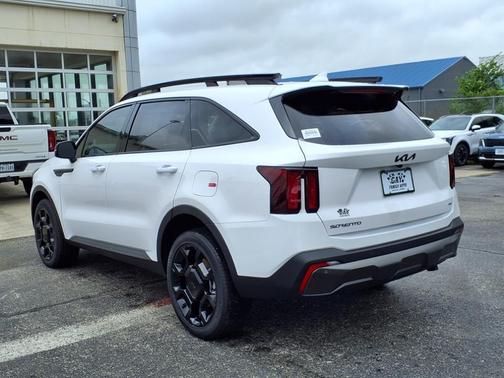 2025 Kia Sorento X-Line EX