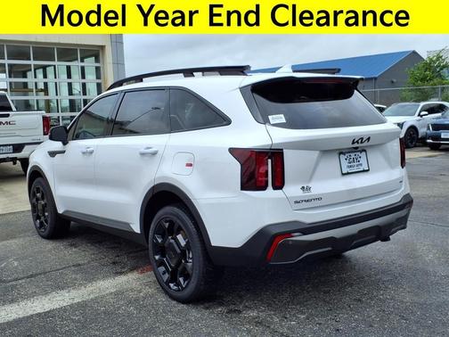 2025 Kia Sorento X-Line EX