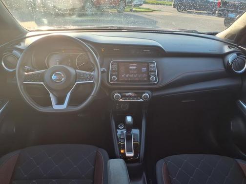 2018 Nissan Kicks SR