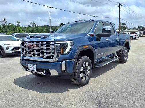 Metal 2026 GMC Sierra 2500 Denali