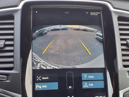 2021 Volvo XC90 T5 Momentum 7 Passenger