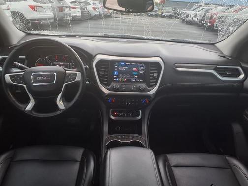 2022 GMC Acadia SLT