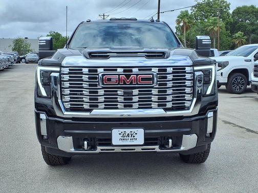 Onyx Black 2026 GMC Sierra 2500 Denali