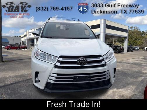 2017 Toyota Highlander SE