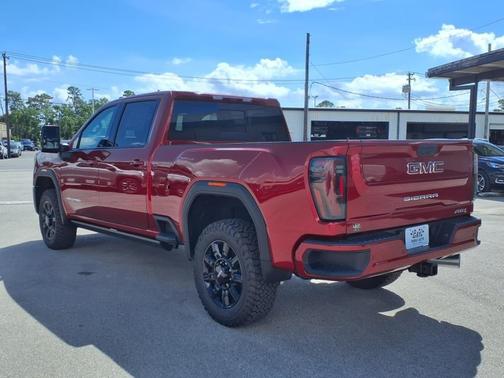 2025 GMC Sierra 2500 AT4