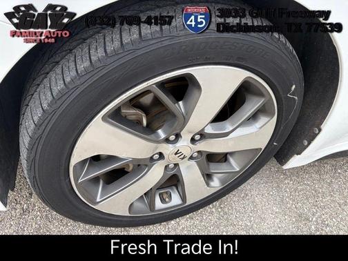 Snow White Pearl 2019 Kia Optima S