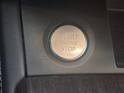 2022 Audi Q5 45 S line Premium Plus