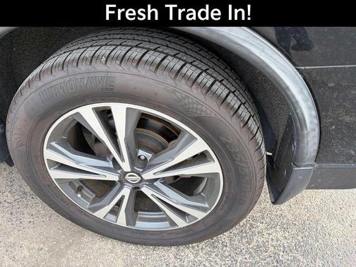 Magnetic Black 2020 Nissan Rogue SV