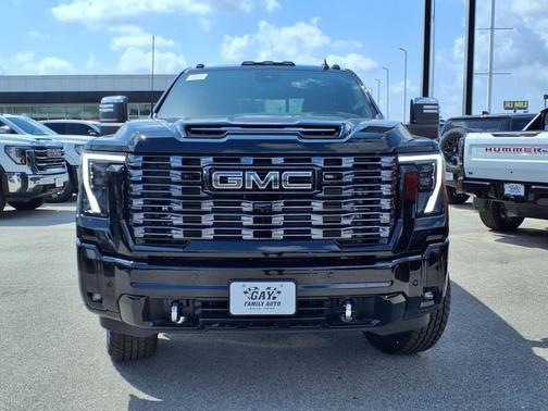 2025 GMC Sierra 3500 Denali Ultimate