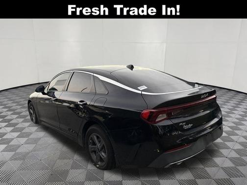 2022 Kia K5 LX