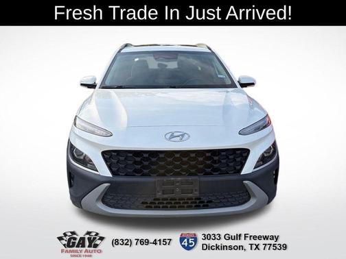 Lunar 2022 Hyundai KONA SEL