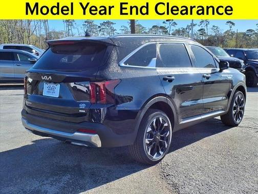 2025 Kia Sorento EX
