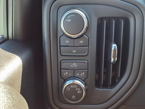 2025 GMC Sierra 2500 Pro
